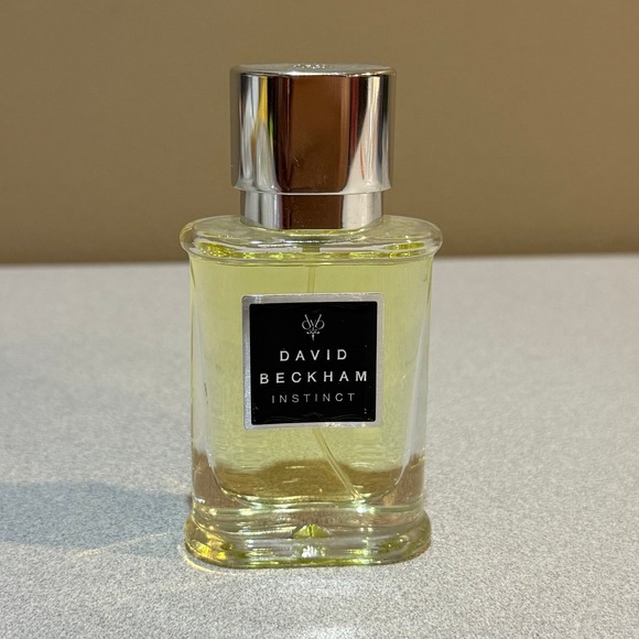 David Beckham Handbags - David Beckham Instinct‎ by David Beckham Eau De Toilette Spray 30ml for Men